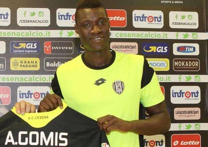 Gomis: “Mi piacciono i portieri forti anche con i piedi”