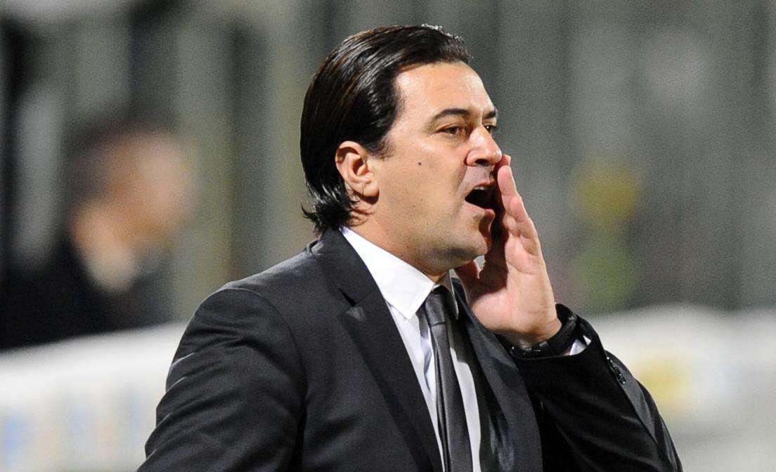 Sì, ma l'attaccante?!