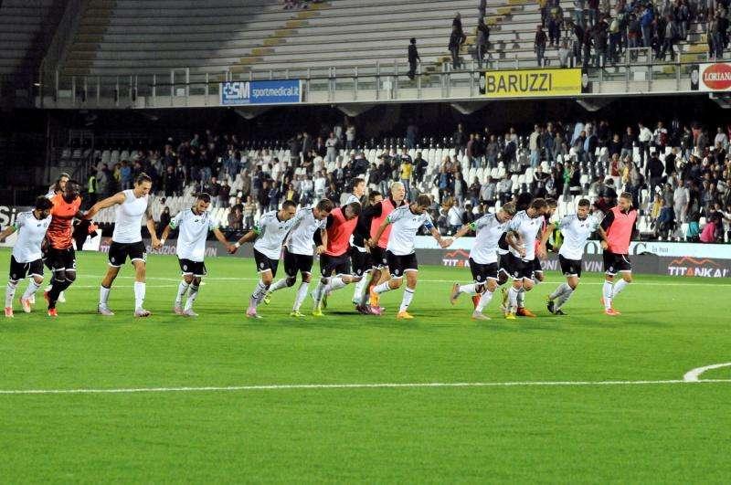 Bella prova di squadra in una gara psicologicamente delicata
