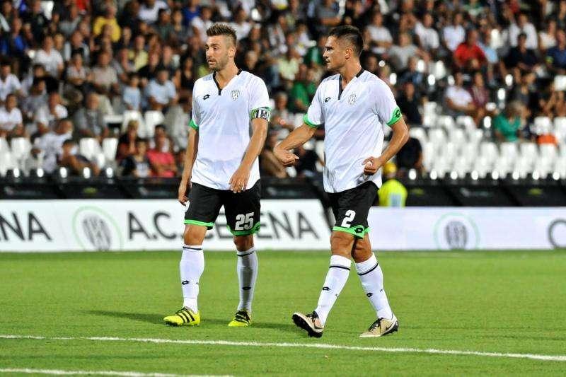 Tutti in gruppo per Verona tranne Capelli