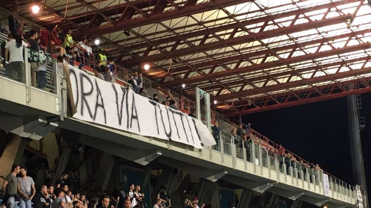 A TE DEG ME "Deluso dal comportamento del tifo organizzato"