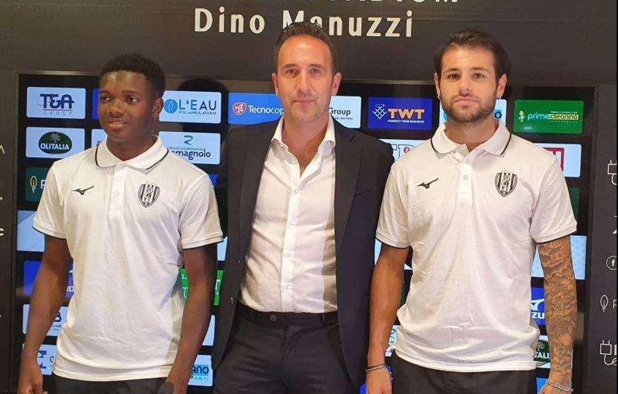 Zebi presenta gli ultimi acquisti: “Pierini è un patrimonio del club, con Yabre ho accontentato Viali”