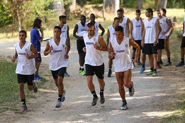 Allenamento col gruppo per Jallow. Domani amichevole contro il Teuta