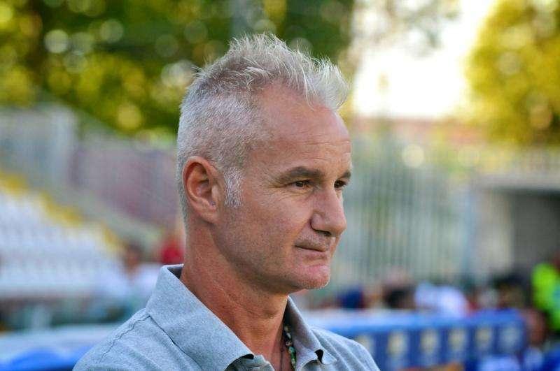 Drago: "Tridente o due punte"