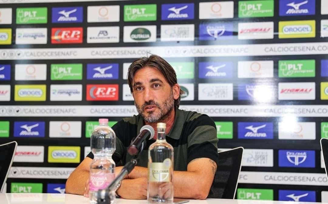 Modesto dopo il Milan: “Valencia mi fa impazzire quando non dà il massimo”