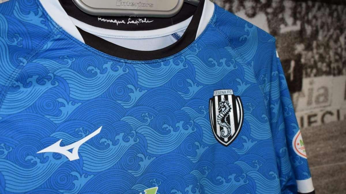 Quando il calcio non è solo sport: nasce il progetto "Una maglia per la solidarietà"