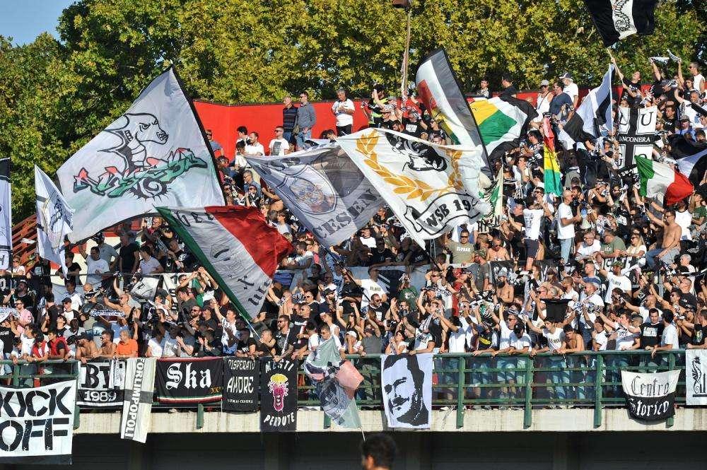 Avezzano, la società attacca i tifosi bianconeri: e il Cesena come risponde?