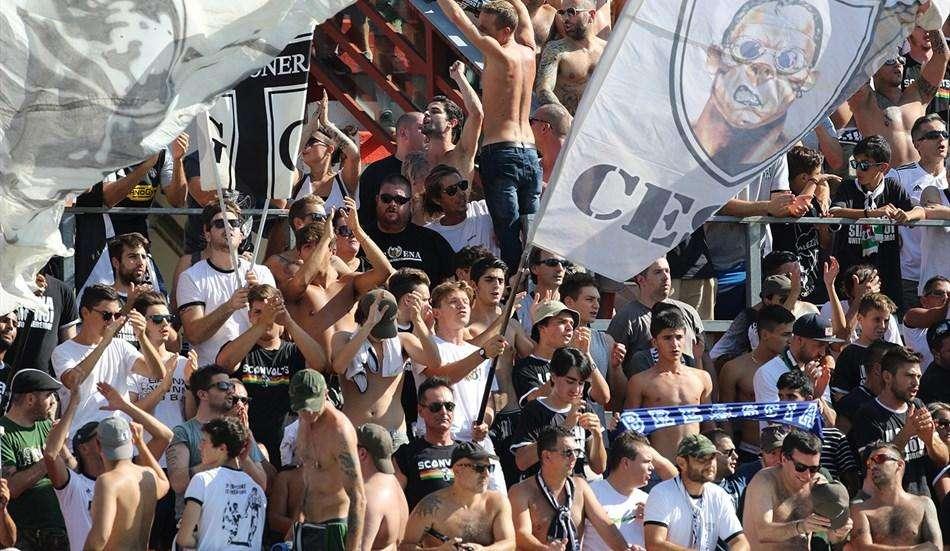 Ora vi spiego perché la gente non va più al Manuzzi…