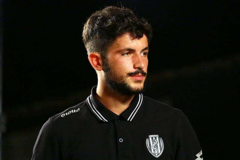 Giù le mani da Sensi
