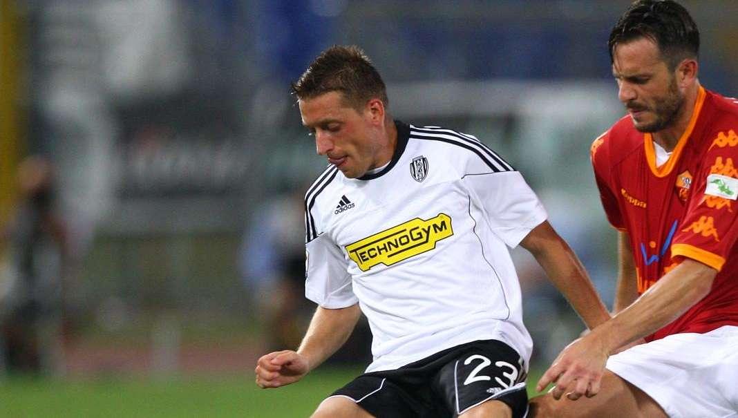 Campedelli respinge l'ultimo assalto: Giaccherini rimane