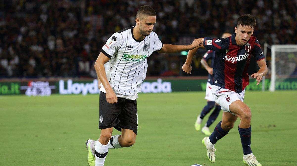 Arezzo-Cesena 0-2 | Se non belli, comunque più che efficaci