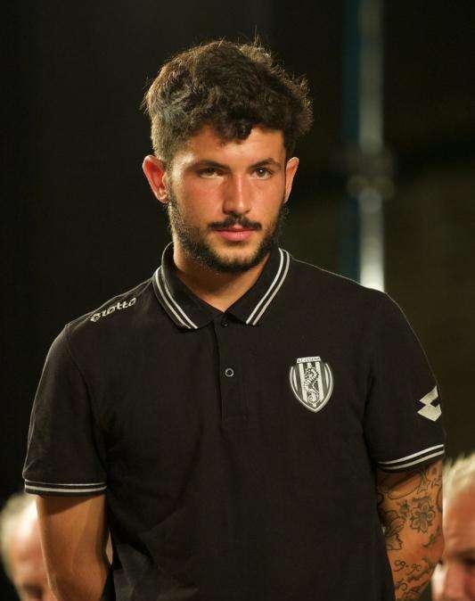 Sensi ancora a parte