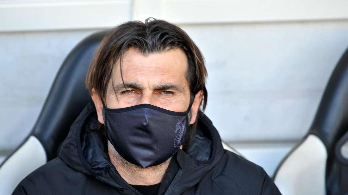 I tifosi "blindano" Viali. Ma il bilancio torna in rosso...
