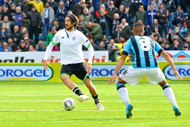 Cesena in ansia per Cascione: si teme un problema ai legamenti 