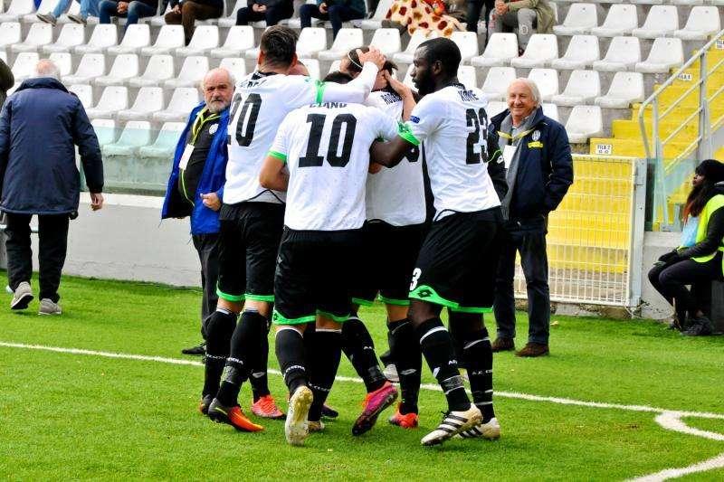 Perugia-Cesena 3-3 | Pioggia, freddo e tanti gol: il Cesena è double face