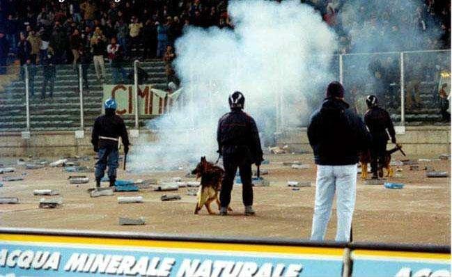 CORRIERE ROMAGNA - Ultras di Cesena e Bologna si danno appuntamento: è battaglia a Montaletto