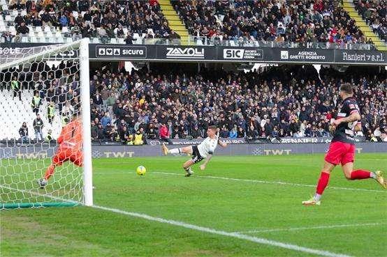 Cesena-Rimini 1-0 | “Rimini esplode e nessuno se ne duole” (smitraglia a casa tua)