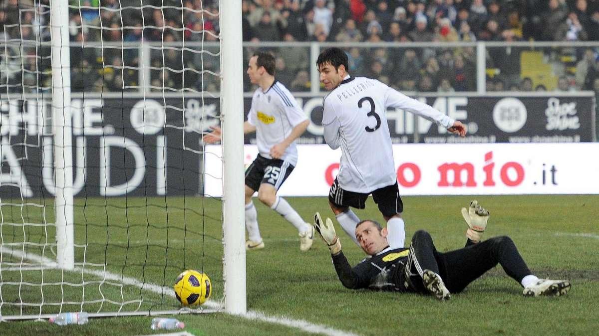 Pellegrino: "Volevo respingere la palla ma ho sbagliato"