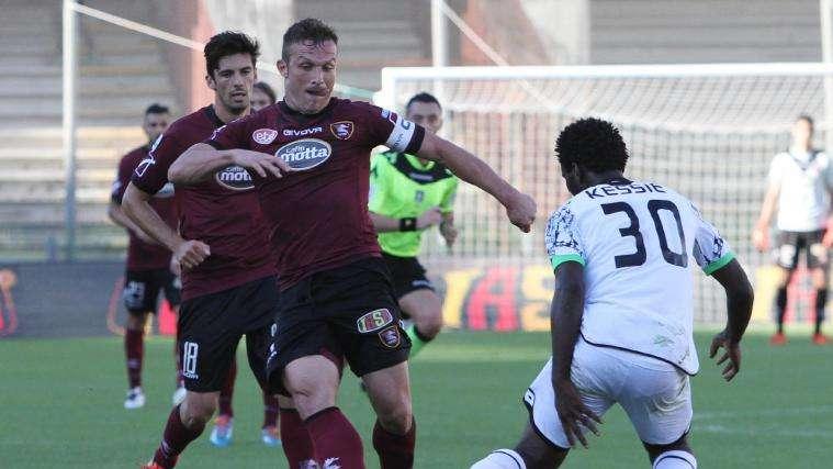 Contrattura muscolare per Kessie