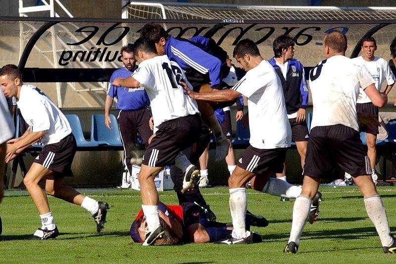Furti, risse da saloon, complotti, brindisi, lacrime: i play-off raccontano