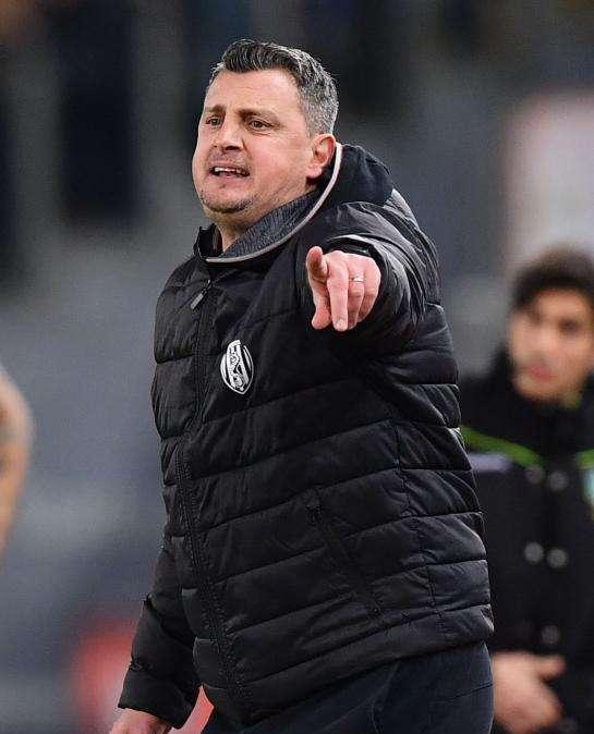 Camplone predica sul gruppo