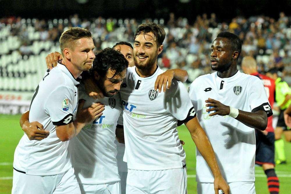 LE PAGELLE DEI TIFOSI - Laribi sempre presente fin qui. Tre i giocatori mai impiegati