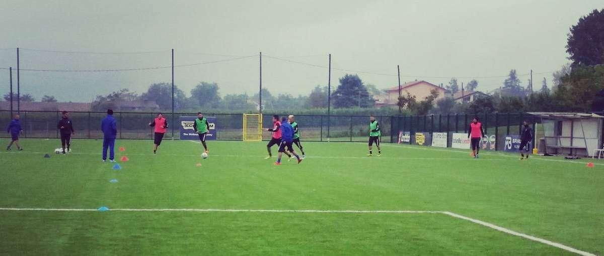 Al lavoro sotto la pioggia