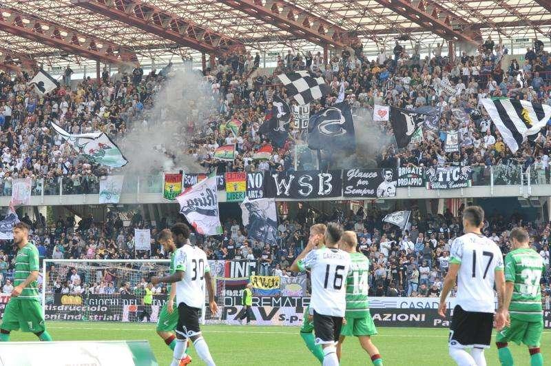 A te deg me: “A noi piace tifare per gli indiani…”