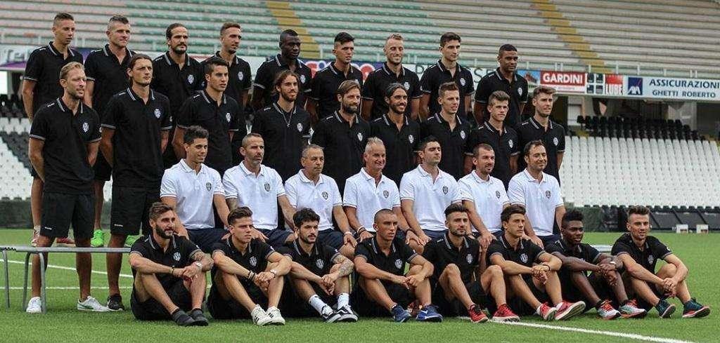 In ritiro con 26 giocatori