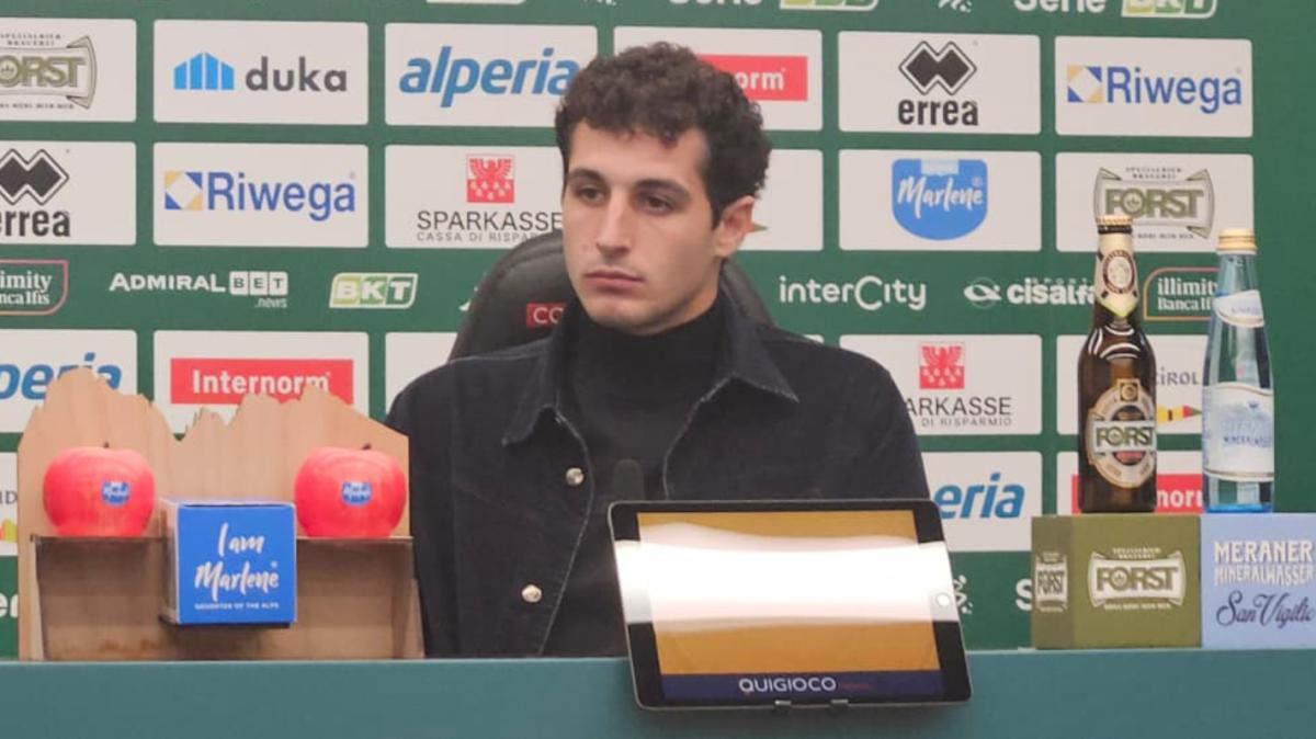 Siano: «Sono un portiere, se potessi non prendere gol lo gradirei»