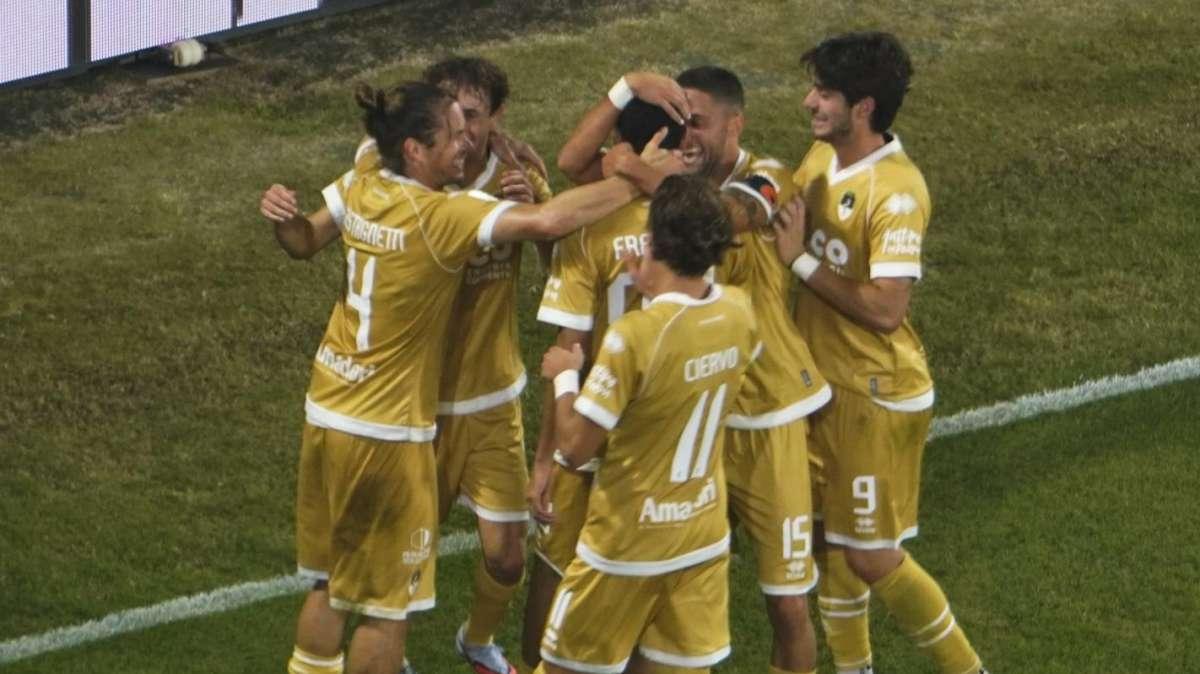 Cesena-Pescara 2-0 | Il Cavalluccio torna al successo!