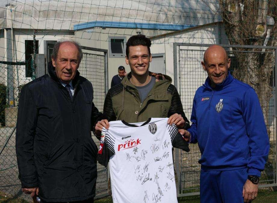 Calcio e motori a Villa Silvia