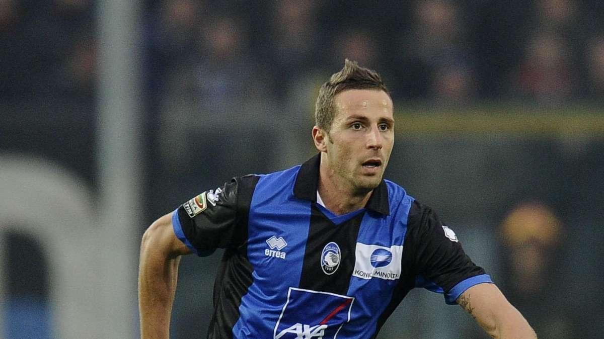 Rispunta il nome di Cazzola per il centrocampo