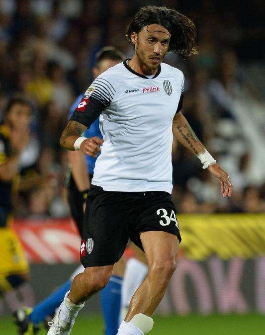 Cascione: “Sono felice di restare. Il Cesena ha intenzione di ripartire con me”