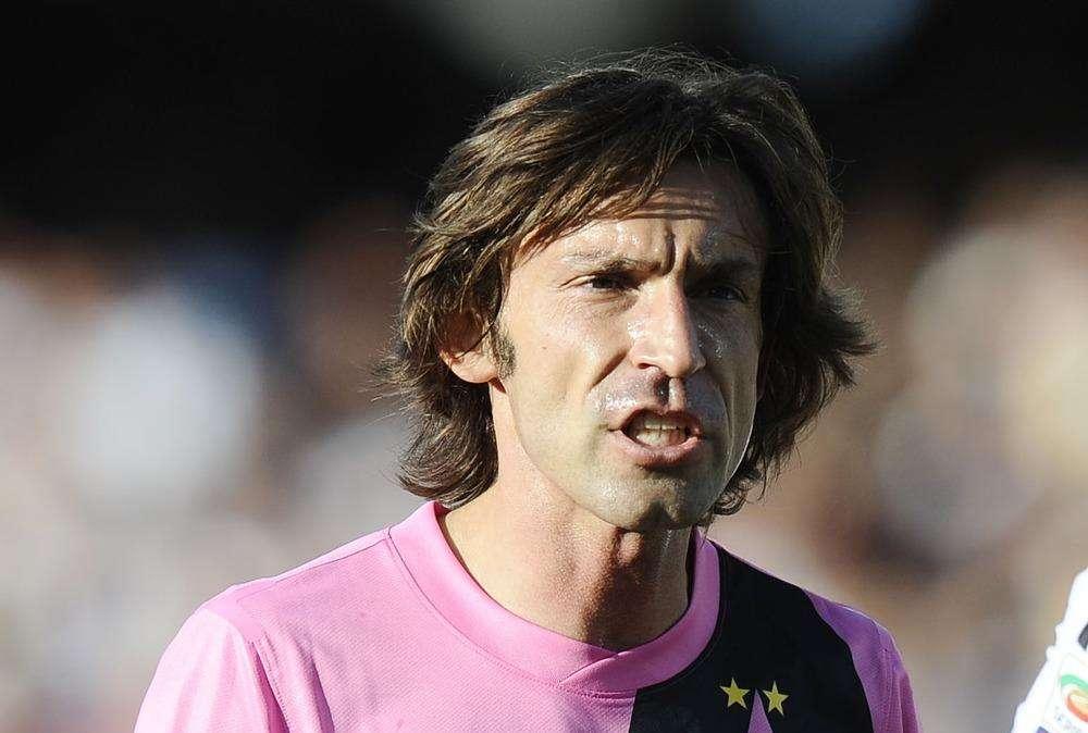 Moras di mano fuori area: non c'era il rigore pro Juve
