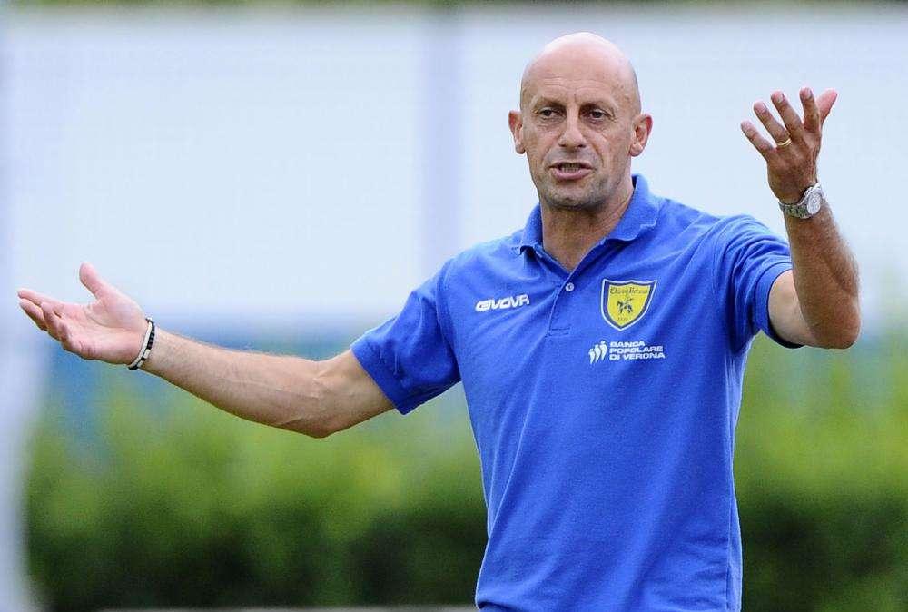 Il Chievo prepara la formazione anti-Cesena tra tante assenze