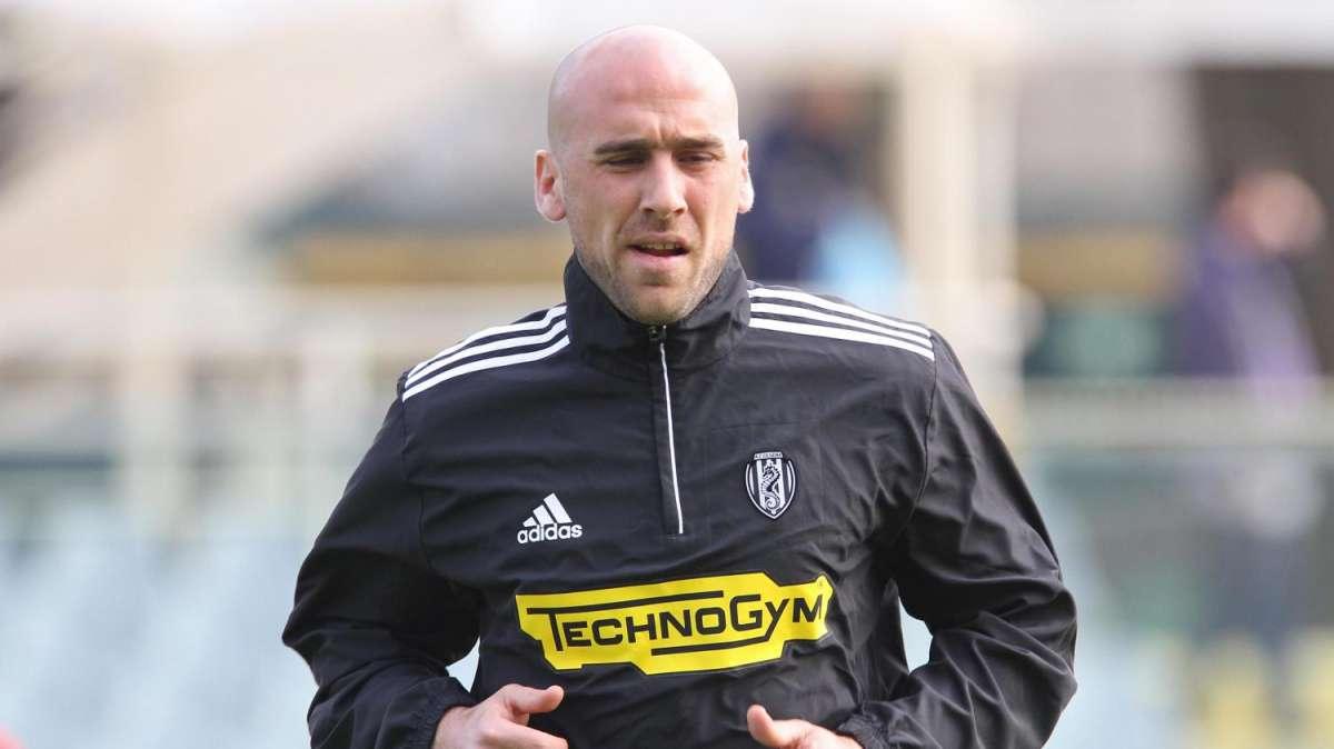 Lavoro differenziato per Mutu e Rodriguez