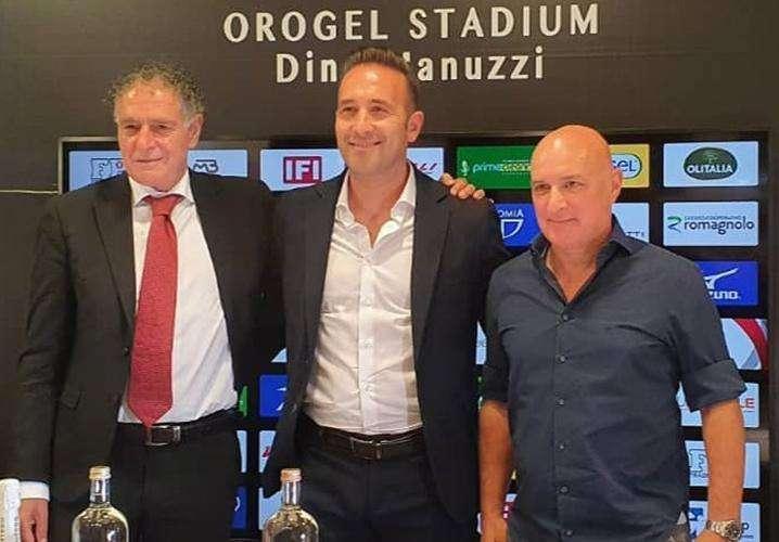 Zebi confermato. Ma il mister, Di Gennaro e Bortolussi? L’elefante è ancora nella stanza…