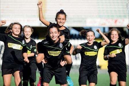 Porte aperte al Manuzzi per le bambine che vogliono giocare a calcio