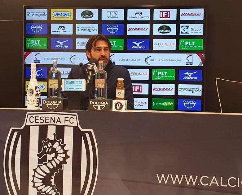 Viali: “A Fermo con lo stesso atteggiamento esibito a Padova. Questa maglia è troppo importante”