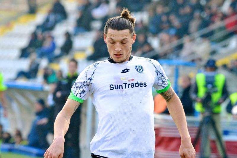 Cagliari e Cesena alla stretta finale per Djuric 