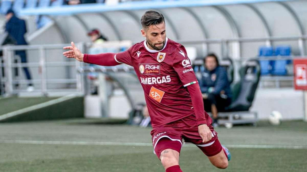 Fuori Brambilla, al suo posto potrebbe entrare Fausto Rossi. Intanto l’ufficio stampa del Cesena risponde a Jozic