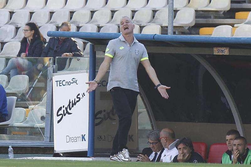 Drago: “Dispiace avere solo tre centrocampisti”