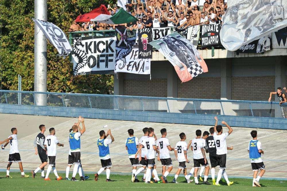 Settore ospiti a 15€, ultras a Castelfidardo senza biglietto
