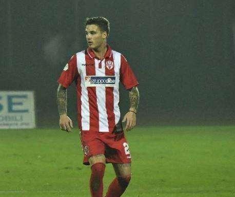 L’ex Farabegoli poteva giocare nel Manchester City, è finito a Pesaro…