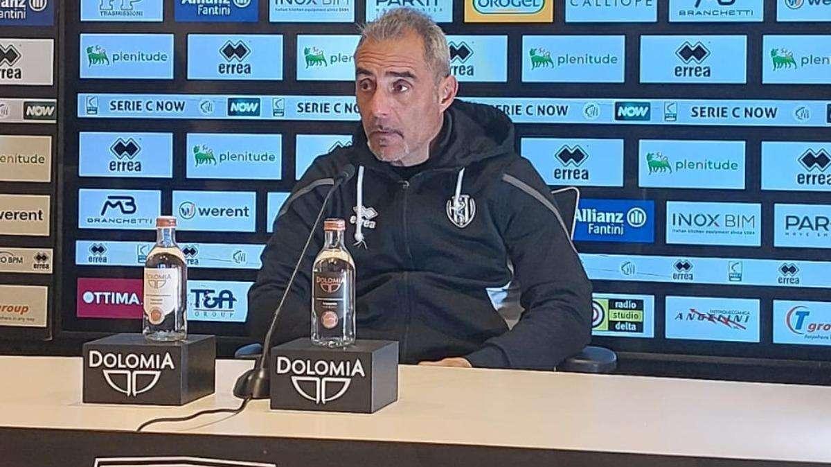 Toscano: “Questi ragazzi sopperiscono a tutto. Questa piazza mi è entrata dentro”