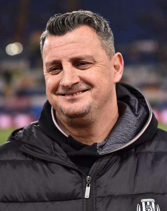 A TE DEG ME "Caro Camplone, se vendessero Crimi dovresti dimetterti"
