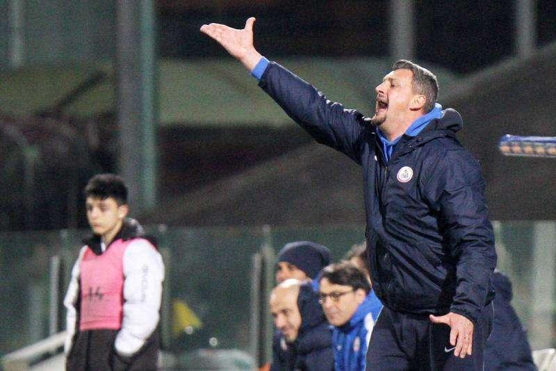 Camplone: "Altri due punti buttati, dovremo fare un colpo fuori casa"