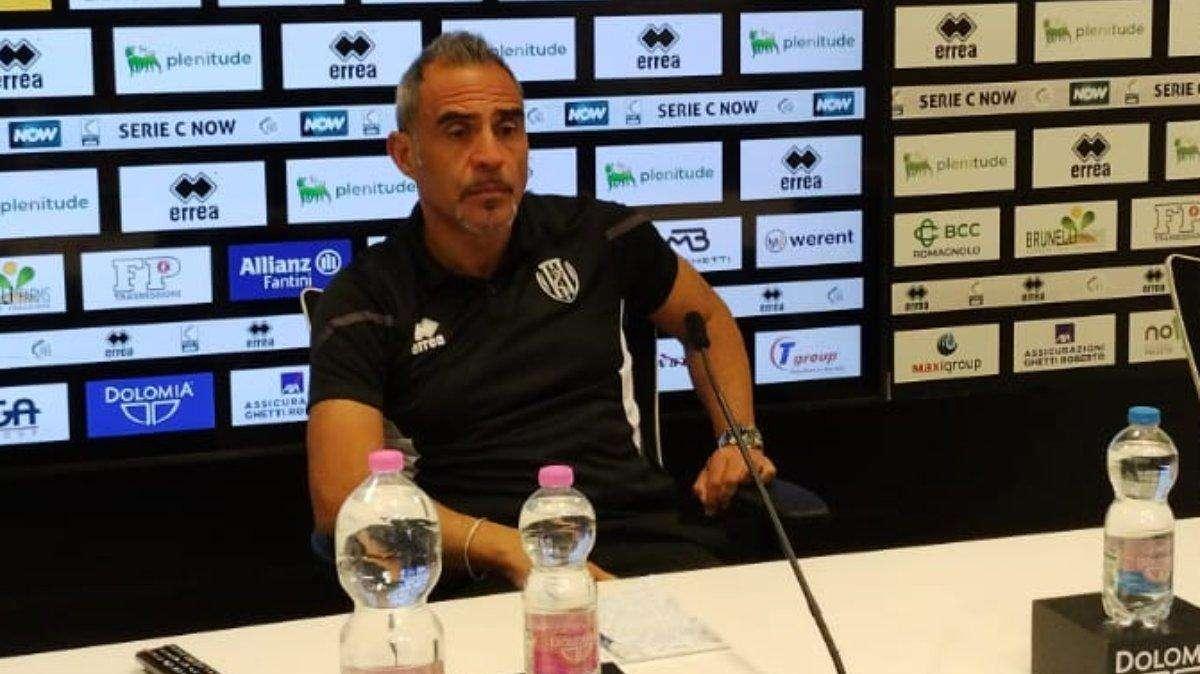 Aspettando la Carrarese, Toscano prende la Juventus come modello per il suo Cesena