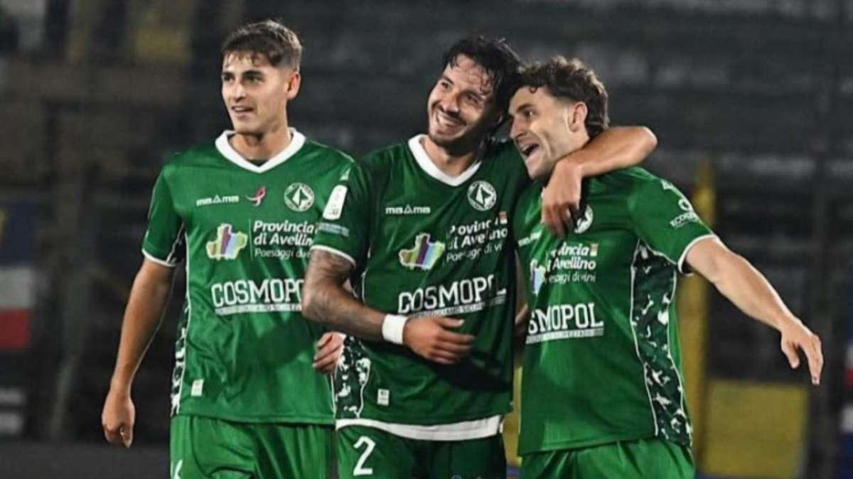Avellino lanciatissimo ma al Cavalluccio serve la prima vittoria interna